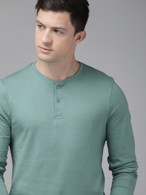 

Roadster Men Sea Green Solid Henley Neck Pure Cotton T-shirt