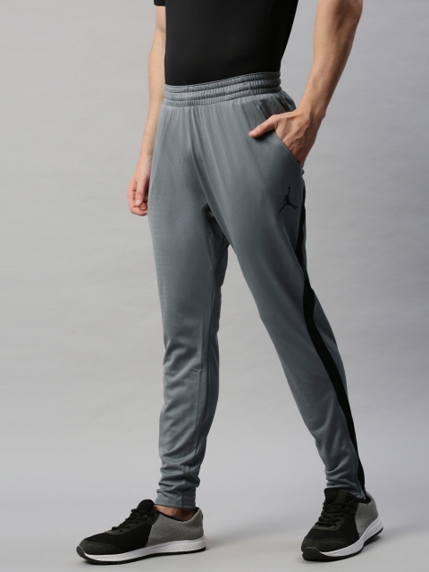 

Nike Men's Grey Solid M J AIR DRY KNIT PANT Track Pants