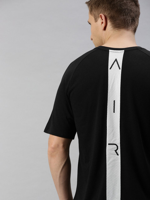 

Nike Men Black Solid Round Neck M J AIR SS T-shirt with Back Mesh Detailing