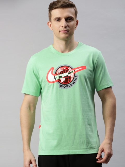 

Nike Men Green Printed TEESWOOSHWORLDWIDE Round Neck T-shirt