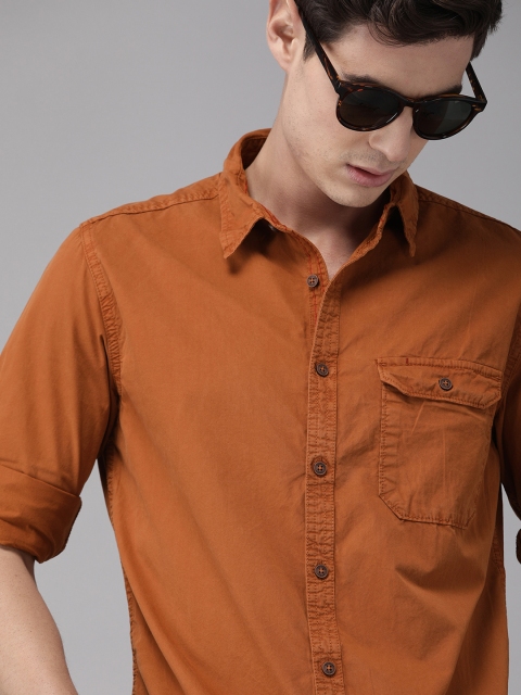 

Roadster Men Brown Regular Fit Solid Casual Shirt