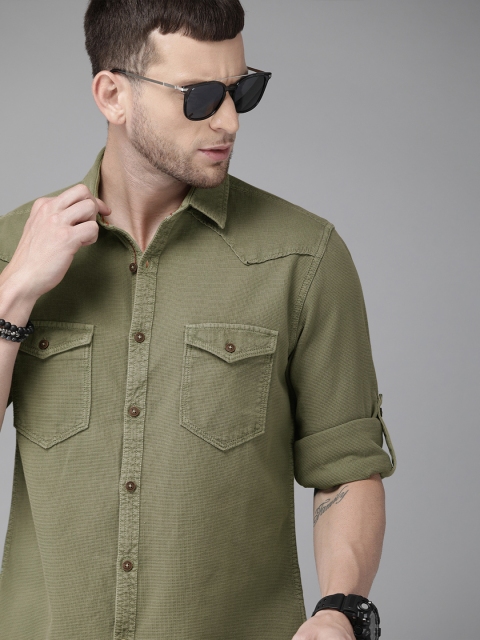 

Roadster Men Olive Green Regular Fit Self Design Casual Shirt