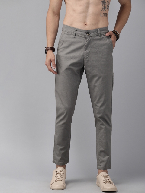 

Roadster Men Grey Dave2 Dobby Tapered Fit Solid Chinos