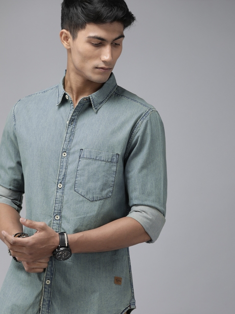 

Roadster Men Blue Regular Fit Faded Denim Casual Shirt