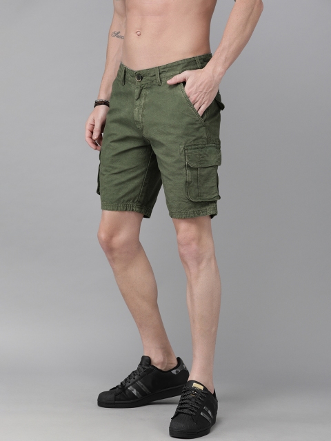 

Roadster Men Green Solid Regular Fit Cargo Shorts
