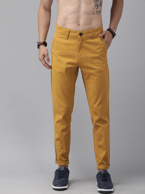 

Roadster Men Mustard Yellow Dave2 Tapered Fit Solid Chinos
