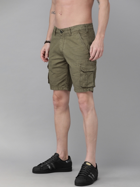 

Roadster Men Green Solid Regular Fit Cargo Shorts