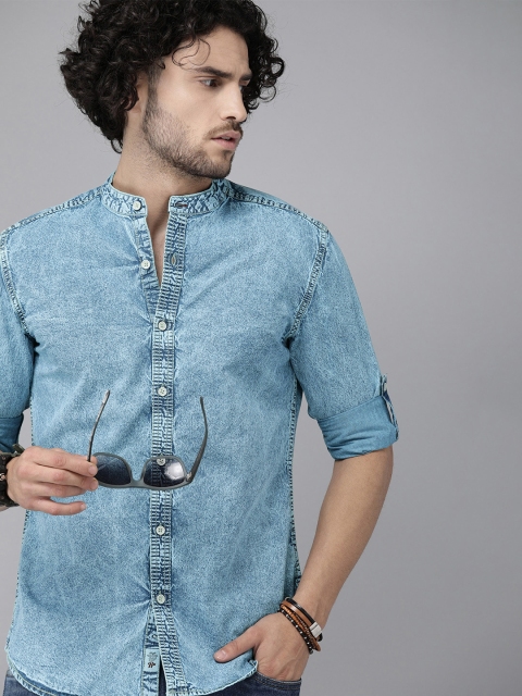 

Roadster Men Blue Regular Fit Faded Casual Shirt