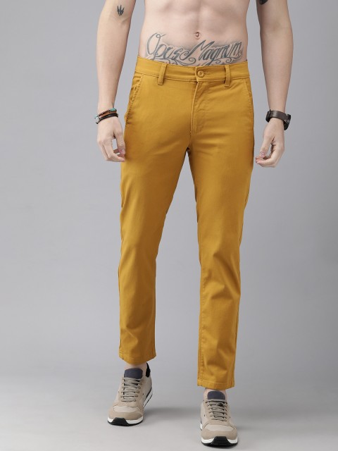 

Roadster Men Brown Tapered Fit Solid Trousers