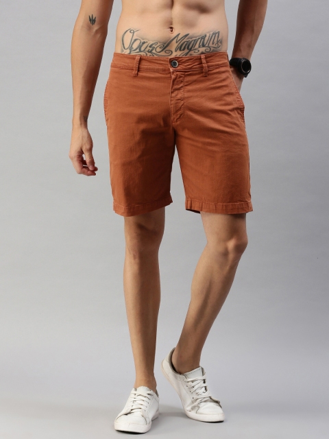 

Roadster Men Rust Solid Regular Fit Regular Shorts