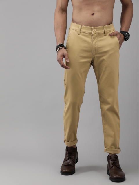 

Roadster Men Khaki Tapered Fit Solid Chinos