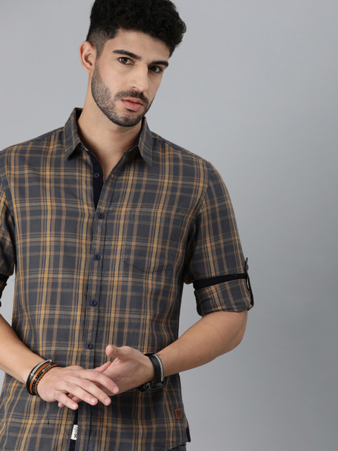 

Roadster Men Brown Tartan Checks Checked Casual Shirt