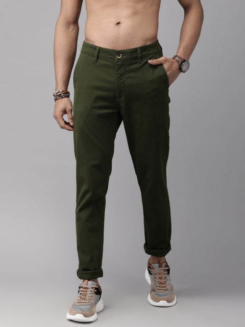 

Roadster Men Green Regular Fit Solid Chinos