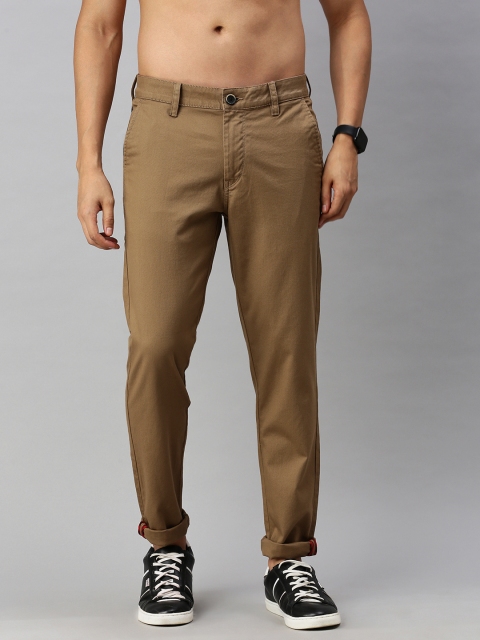 

Roadster Men Beige Solid Regular Fit Trousers