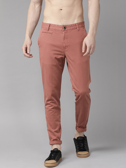 

Roadster Men Mauve Slim Fit Solid Chinos