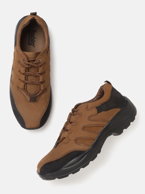 

Roadster Men Brown & Black Solid Sneakers