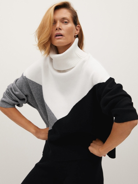 

MANGO Women Black & White Colourblocked Pullover Sweater