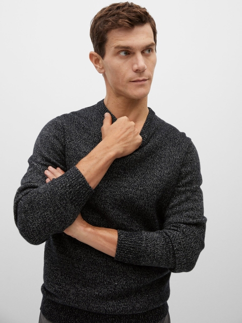 

MANGO MAN Men Navy Blue Solid Pullover Sweater