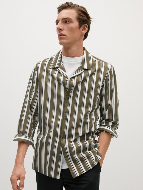 

MANGO MAN Olive Green & White Sustainable Regular Fit Striped Casual Shirt