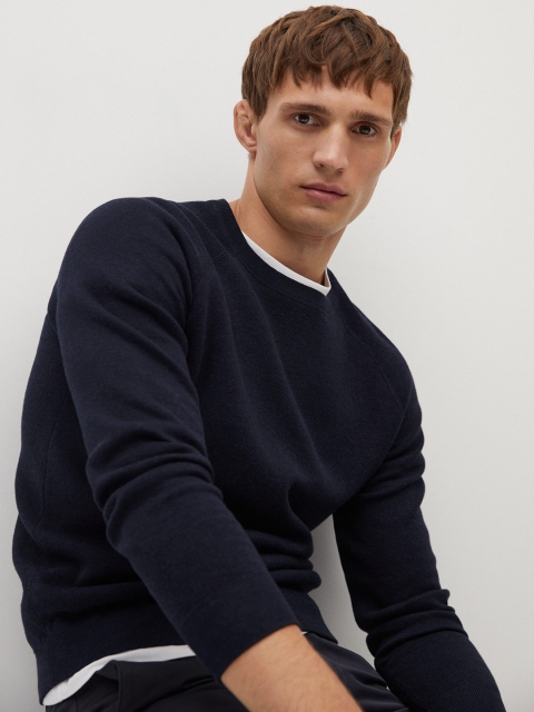 

MANGO MAN Men Navy Blue Solid Pullover Sweater