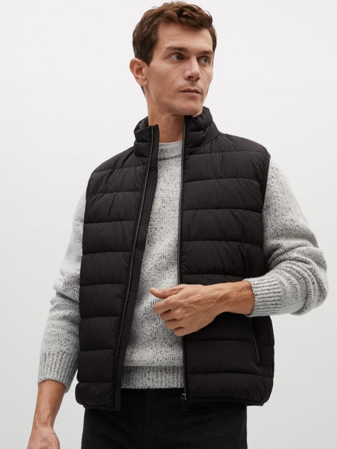 

MANGO MAN Men Black Solid Sustainable Water Resistant Puffer Jacket