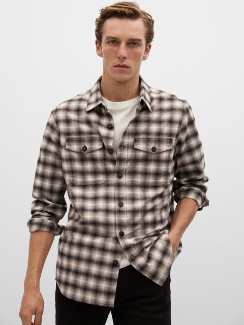 

MANGO MAN Beige & Black Sustainable Regular Fit Checked Casual Shirt