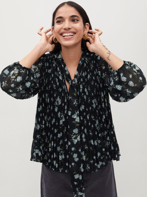 

MANGO Women Black & Green Floral Print Top