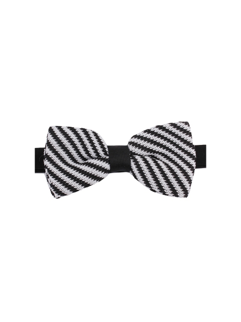

Alvaro Castagnino Black & White Bow Tie