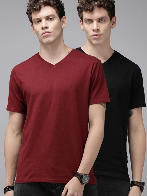 

Roadster Men Pack of 2 Solid V-Neck Cotton T-Shirts, Maroon