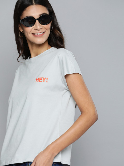 

Mast & Harbour Women White Solid Round Neck T-shirt