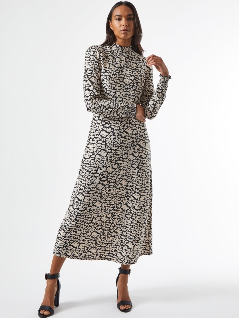

DOROTHY PERKINS Women Black & Off-White Printed Maxi Dress