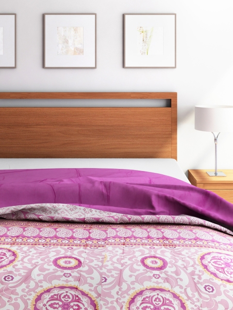 

House This Pink & Purple Printed AC Double Quilt (Comforter)
