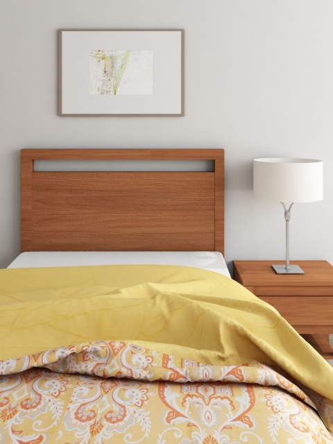 

House This Yellow Printed AC Single Quilt(Comforter)