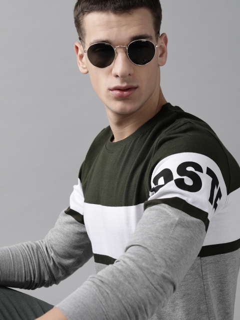 

Roadster Men Grey Melange & Olive Green Colourblocked Pure Cotton T-shirt