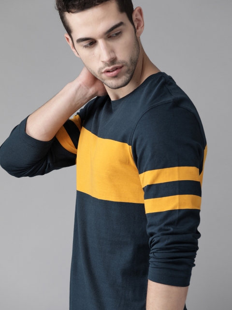 

Roadster Men Navy Blue & Mustard Yellow Pure Cotton Colourblocked Round Neck T-shirt