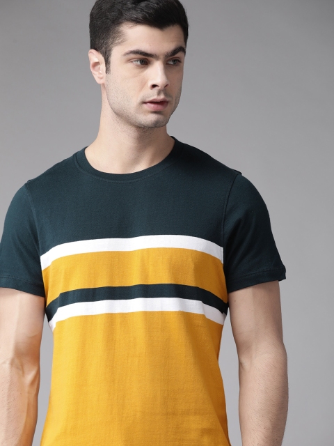 

Roadster Men Mustard Yellow & Navy Pure Cotton Striped Round Neck T-shirt
