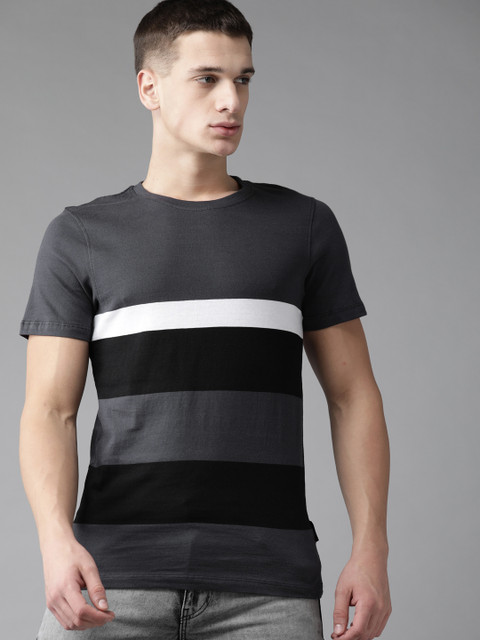 

Roadster Men Charcoal Grey & Black Striped Pure Cotton Round Neck T-shirt
