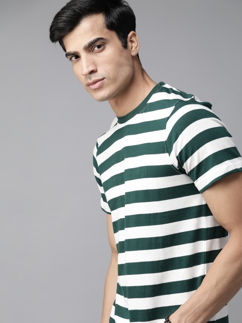 

Roadster Men Off-White & Green Striped Pure Cotton Round Neck T-shirt