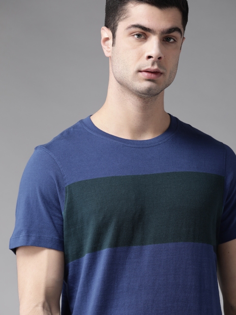 

Roadster Men Blue & Green Colourblocked Pure Cotton Round Neck T-shirt