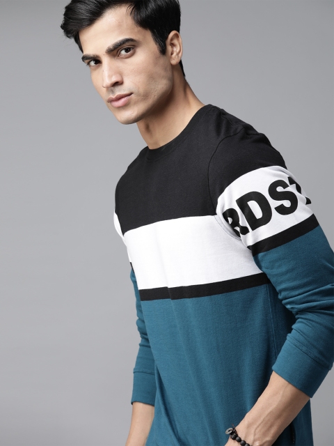 

Roadster Men Teal Blue & Black Colourblocked Pure Cotton Round Neck T-shirt