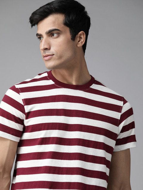 

Roadster Men Burgundy & Off-White Pure Cotton Striped Round Neck T-shirt, Maroon