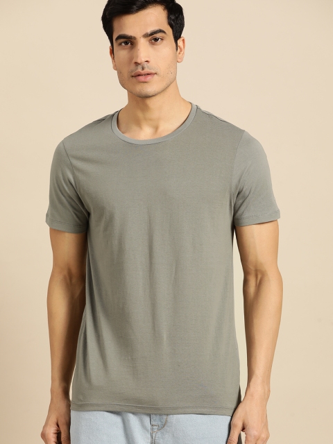 

ether Men Grey Solid Pure Cotton Round Neck T-shirt