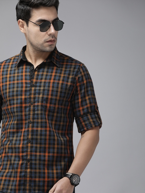 

Roadster Men Navy Blue & Brown Slim Fit Checked Casual Shirt