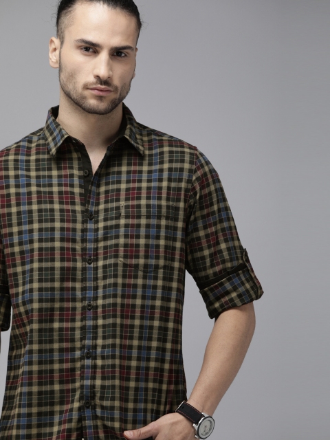 

Roadster Men Black & Beige Slim Fit Checked Casual Shirt