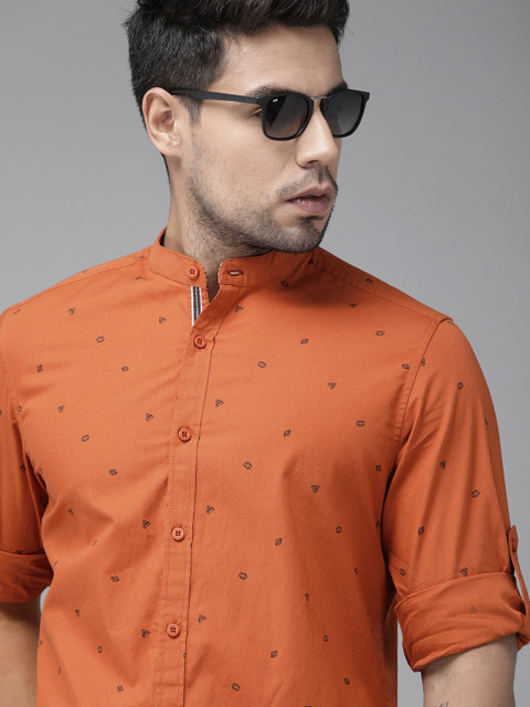 

Roadster Men Orange Regular Fit Printed Casual Shirt
