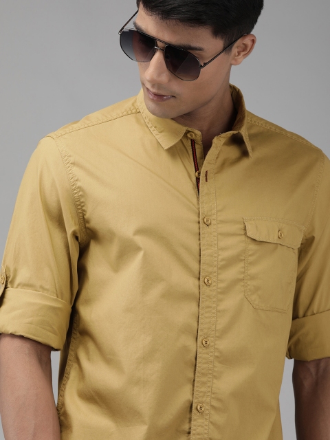 

Roadster Men Khaki Hydry Finish Solid Casual Shirt