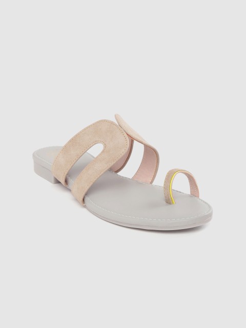 

TRASE Women Beige Solid One Toe Flats with Cut Out Detail