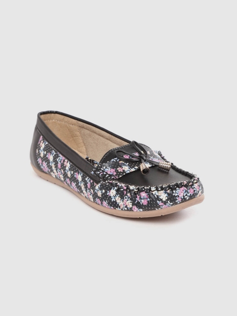 

TRASE Women Black & Pink Floral Print Loafers