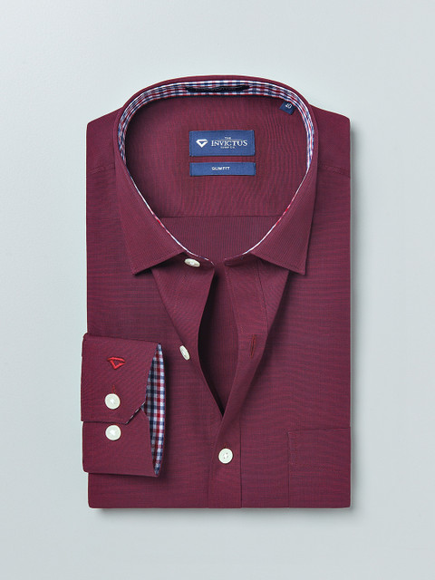 

INVICTUS Maroon Slim Fit Formal Shirt