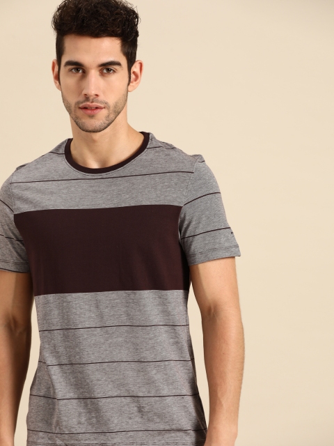 

ether Men Coffee Brown & White Pure Cotton Striped Round Neck T-shirt